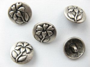 Metallknopf mit Öse 23 mm, Blume