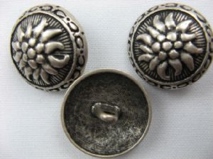 Metallknopf bombiert mit Öse 23 mm, Edelweiß