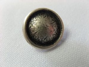 Metallknopf Tracht mit Öse 15.2 mm