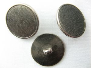 Metallknopf mit Öse 23 mm, Rand