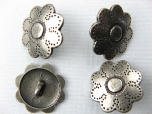 Metallknopf mit Öse 20 mm, Blüte